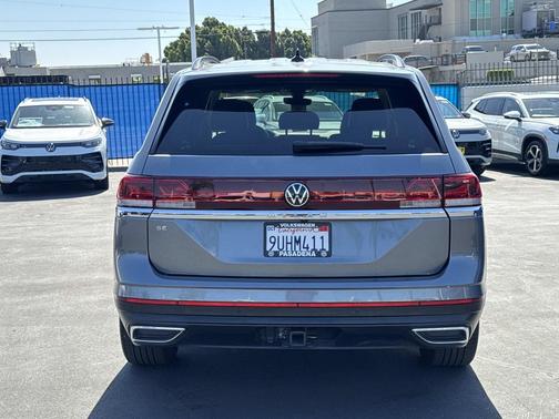 Gray 2025 Volkswagen Atlas 2.0T SE w/Technology
