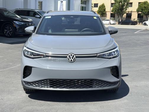 Pure Gray 2023 Volkswagen ID.4 Pro