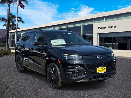 2025 Volkswagen Tiguan 2.0T SE R-Line Black 4MOTION