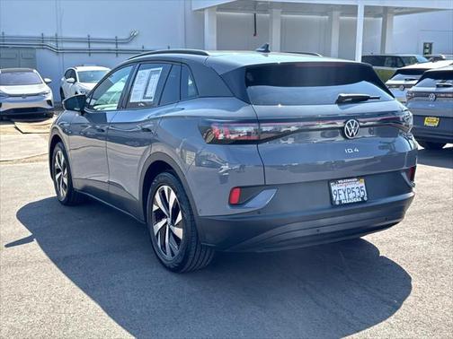 2023 Volkswagen ID.4 Pro