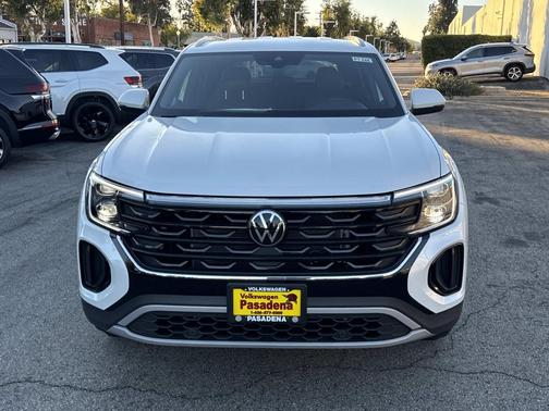 2026 Volkswagen Atlas Cross Sport 2.0T SE