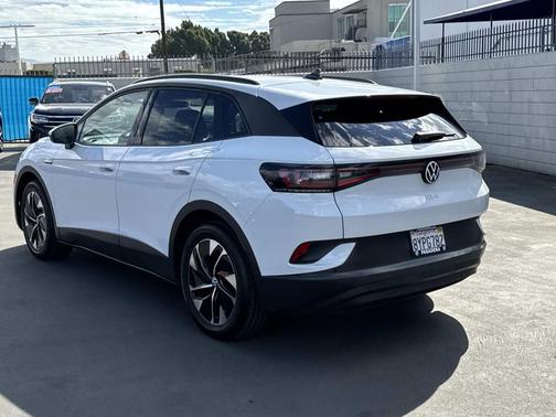 2021 Volkswagen ID.4 Pro