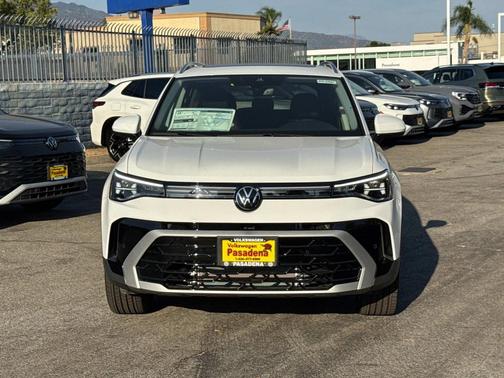 2025 Volkswagen Taos 1.5T SEL