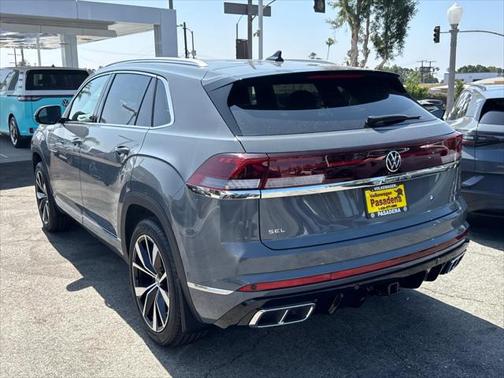 2025 Volkswagen Atlas Cross Sport 2.0T SEL Premium