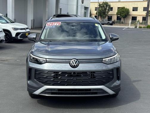 2025 Volkswagen Tiguan 2.0T S