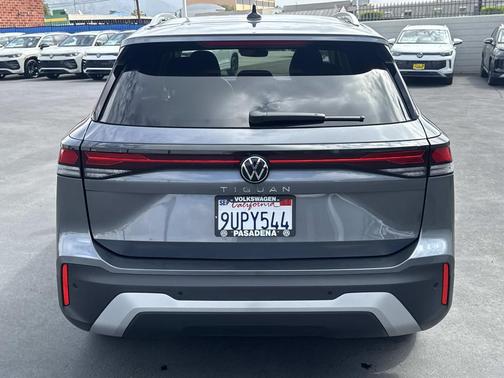 2025 Volkswagen Tiguan 2.0T S