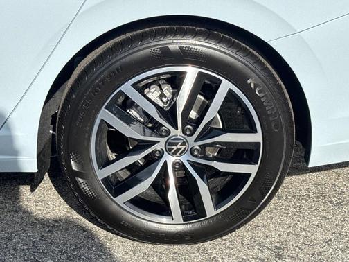 2026 Volkswagen Jetta 1.4T SE