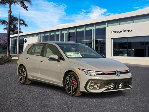 2025 Volkswagen Golf GTI 2.0T SE DSG