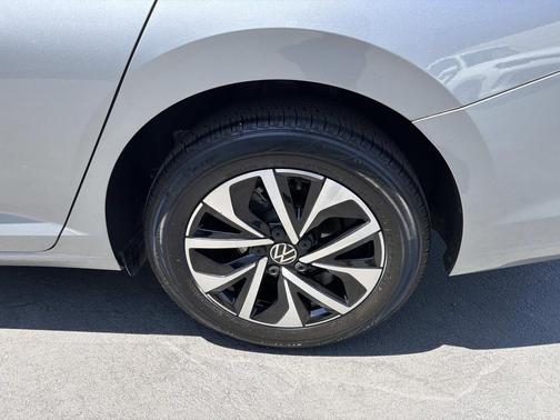 Pyrite Silver Metallic 2024 Volkswagen Jetta 1.5T S