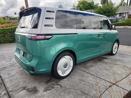 2025 Volkswagen ID. Buzz 1st Edition with 4MOTION