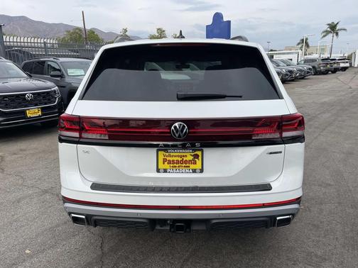 2026 Volkswagen Atlas 2.0T Peak Edition