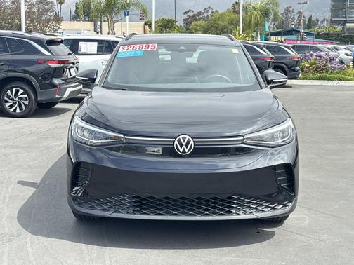 Deep Black Pearl 2023 Volkswagen ID.4 Pro
