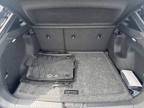 Deep Black Pearl 2023 Volkswagen ID.4 Pro