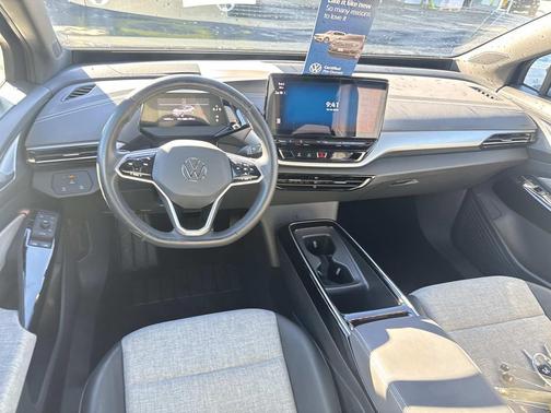 2023 Volkswagen ID.4 Pro