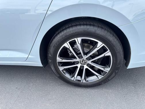 Monument Gray 2025 Volkswagen Jetta 1.5T Sport