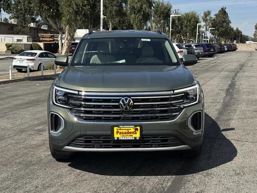 2026 Volkswagen Atlas 2.0T SE w/Technology 4MOTION
