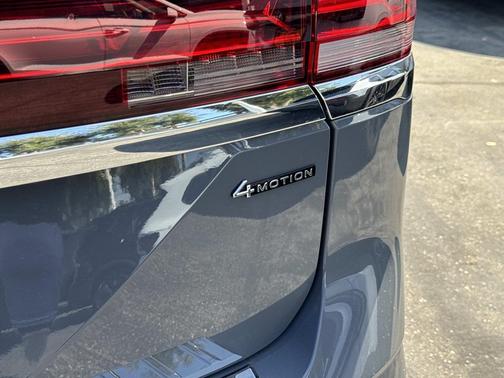 2026 Volkswagen Atlas 2.0T SE w/Technology 4MOTION