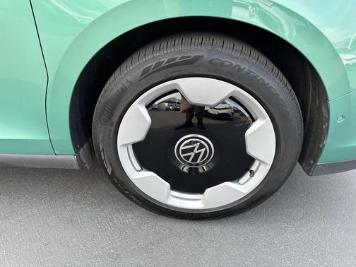 2025 Volkswagen ID. Buzz Pro S Plus