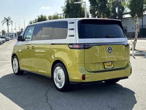 2025 Volkswagen ID. Buzz 1st Edition with 4MOTION
