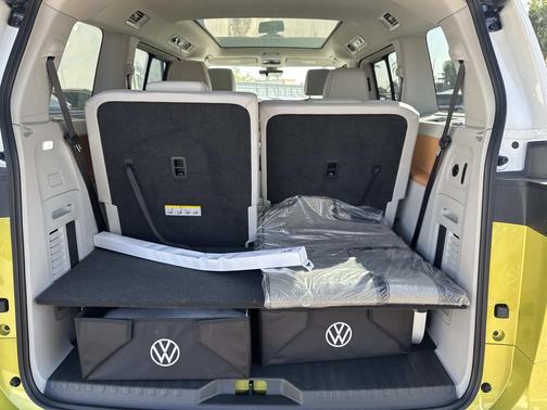 2025 Volkswagen ID. Buzz 1st Edition with 4MOTION