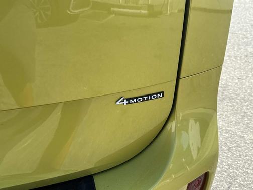 2025 Volkswagen ID. Buzz 1st Edition with 4MOTION