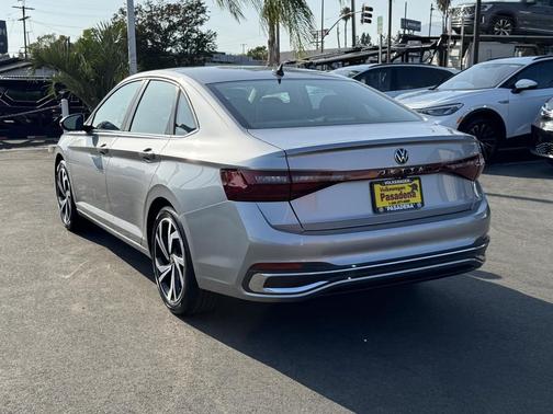 2025 Volkswagen Jetta 1.5T SEL