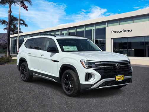 2025 Volkswagen Atlas 2.0T Peak Edition