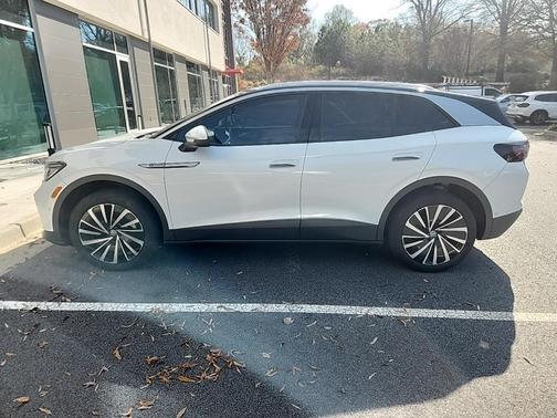 2023 Volkswagen ID.4 Pro S Plus