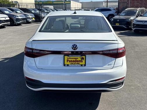 2026 Volkswagen Jetta 1.4T SE