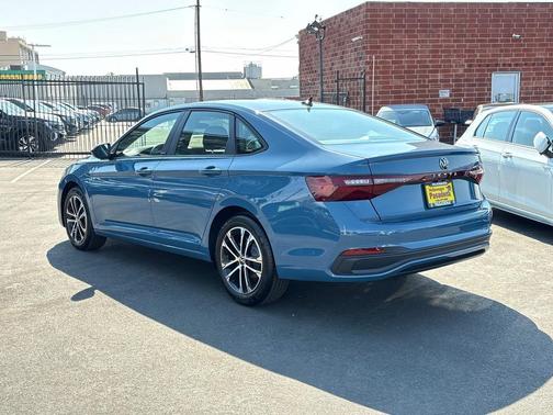 2025 Volkswagen Jetta 1.5T Sport
