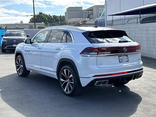 2024 Volkswagen Atlas Cross Sport 2.0T SEL Premium