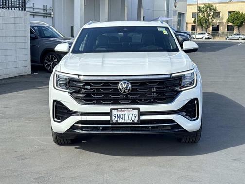 2024 Volkswagen Atlas Cross Sport 2.0T SEL Premium