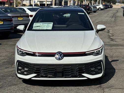2025 Volkswagen Golf GTI 2.0T SE DSG