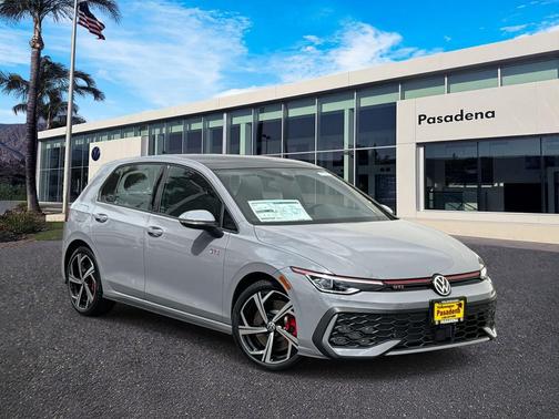 2025 Volkswagen Golf GTI 2.0T SE DSG