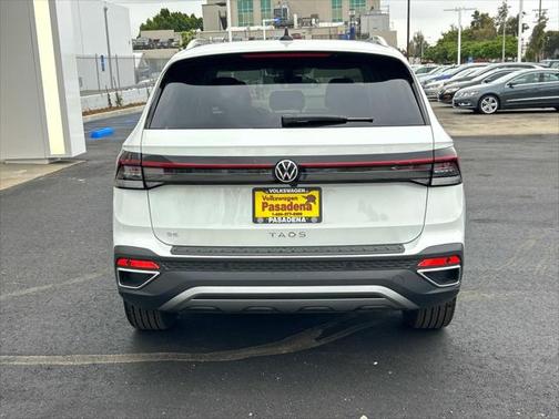 2025 Volkswagen Taos 1.5T SE