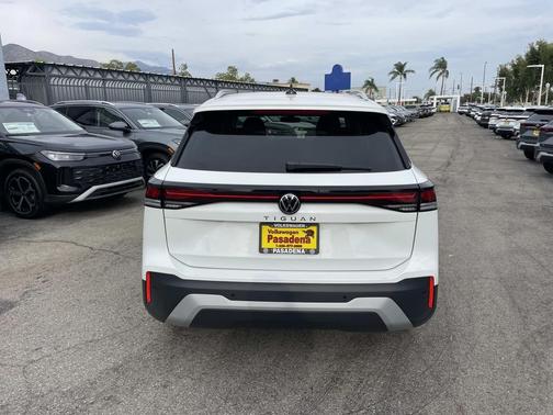 2025 Volkswagen Tiguan 2.0T S