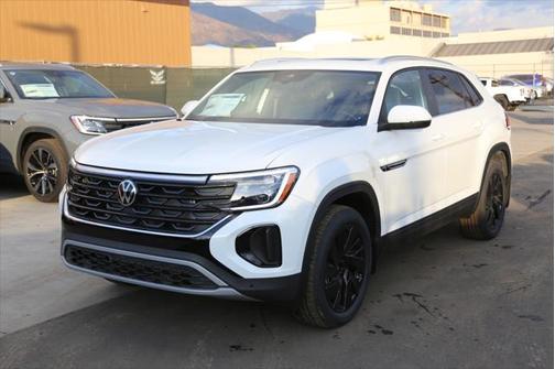 2025 Volkswagen Atlas Cross Sport 2.0T SE w/Technology 4MOTION