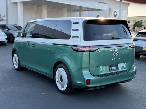 2025 Volkswagen ID. Buzz 1st Edition