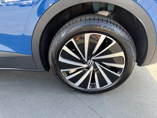 2025 Volkswagen ID.4 AWD Pro