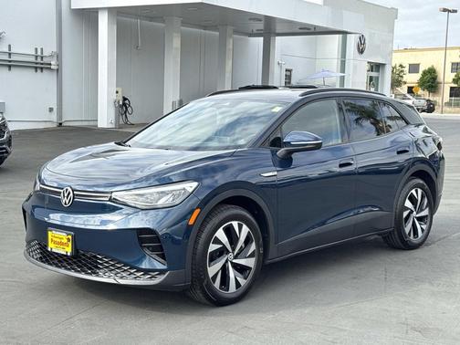 2023 Volkswagen ID.4 Pro