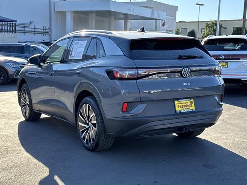 2023 Volkswagen ID.4 Pro S Plus