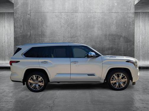 2025 Toyota Sequoia Base