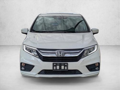 White 2018 Honda Odyssey EX-L