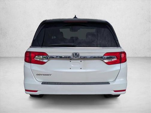 White 2018 Honda Odyssey EX-L
