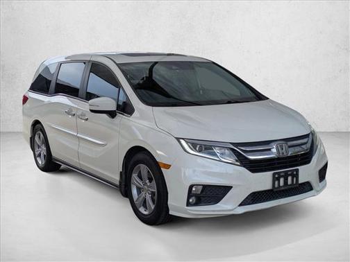 White 2018 Honda Odyssey EX-L