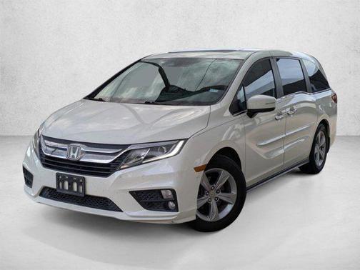 White 2018 Honda Odyssey EX-L