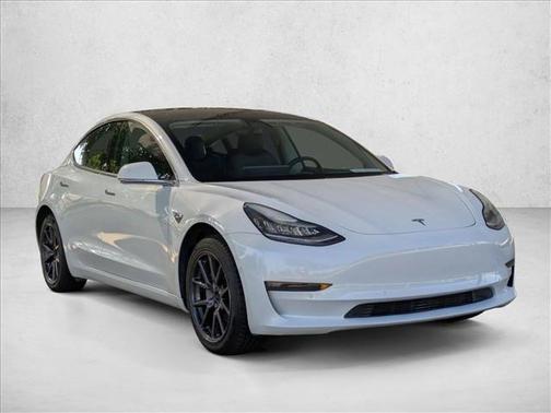 2019 Tesla Model 3 Standard Range Plus