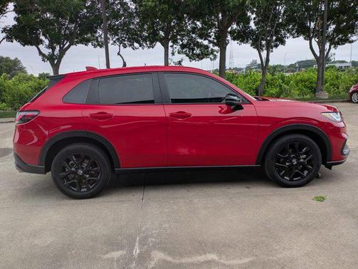 2025 Honda HR-V 2WD Sport