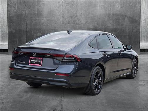 2025 Honda Accord Sport SE 1.5T