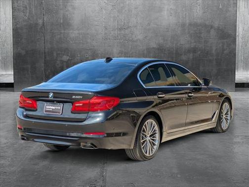 2017 BMW 540 540i